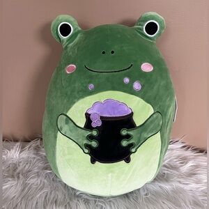 {Squishmallows} Gloria Frog with Cauldron Potion 12" - NWT